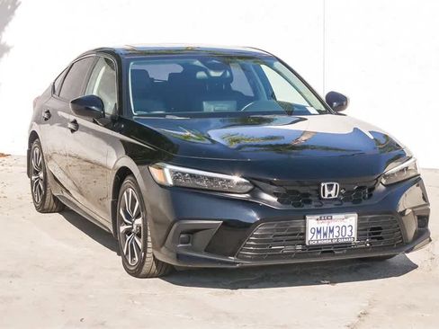 Used 2024 Honda Civic EX-L image 3