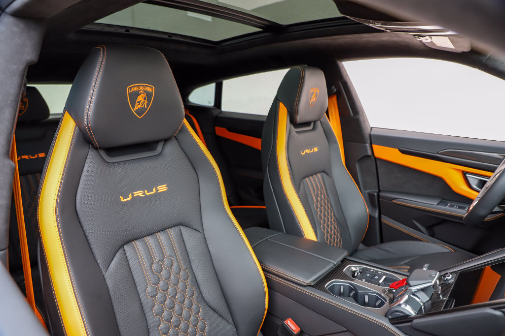 Used 2024 Lamborghini Urus S AWD/4WD image 12