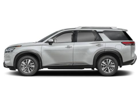 Used 2025 Nissan Pathfinder SL AWD/4WD image 3
