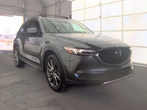 Used 2021 MAZDA CX-5 Signature AWD/4WD image 3