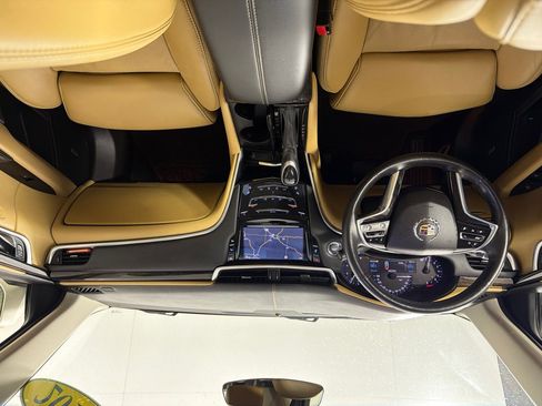 Used 2014 Cadillac XTS Luxury FWD image 25