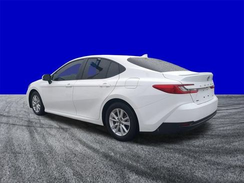 Used 2025 Toyota Camry LE w/ Convenience Package FWD image 6