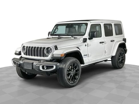 Used 2025 Jeep Wrangler Unlimited Sahara w/ Safety Group AWD/4WD image 1