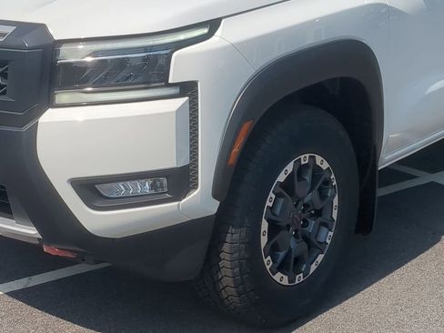 New 2025 Nissan Frontier Pro-X w/ Pro Premium Package image 9