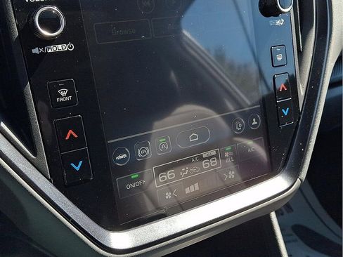 Certified 2025 Subaru Crosstrek 2.5i Limited w/ Crosstrek Mirror Package image 17