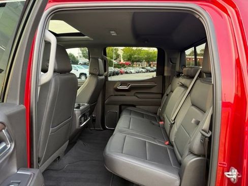 Used 2023 GMC Sierra 1500 SLT RWD image 23