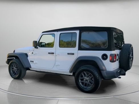 Used 2024 Jeep Wrangler Unlimited Sport AWD/4WD image 19