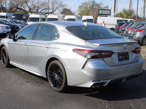Used 2023 Toyota Camry XSE FWD image 11