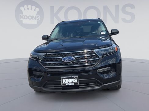 Used 2023 Ford Explorer XLT AWD/4WD image 4