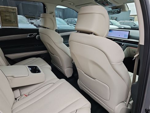 Certified 2025 Genesis GV80 3.5T Advanced image 16