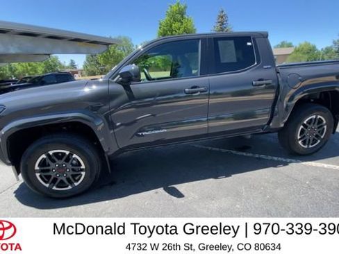 Certified 2024 Toyota Tacoma SR5 AWD/4WD image 6