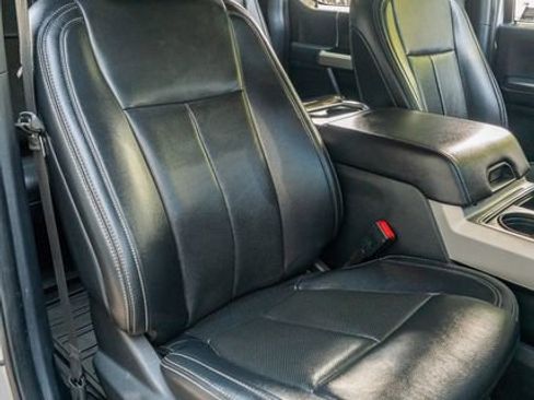 Used 2022 Ford F250 Lariat w/ Chrome Package AWD/4WD image 45