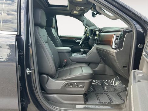 Used 2024 GMC Sierra 1500 Denali w/ Denali Reserve Package image 10