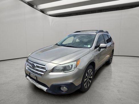 Used 2017 Subaru Outback 2.5i Limited AWD/4WD image 2