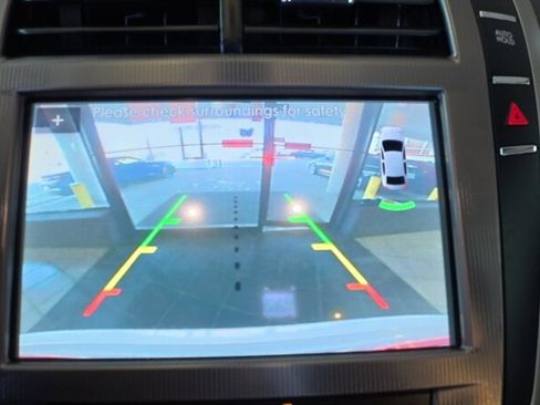 Used 2020 Lincoln MKZ w/ Convenience Package image 17