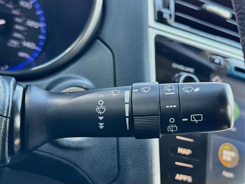 Used 2019 Subaru Outback 2.5i Touring w/ Popular Package #3A AWD/4WD image 13