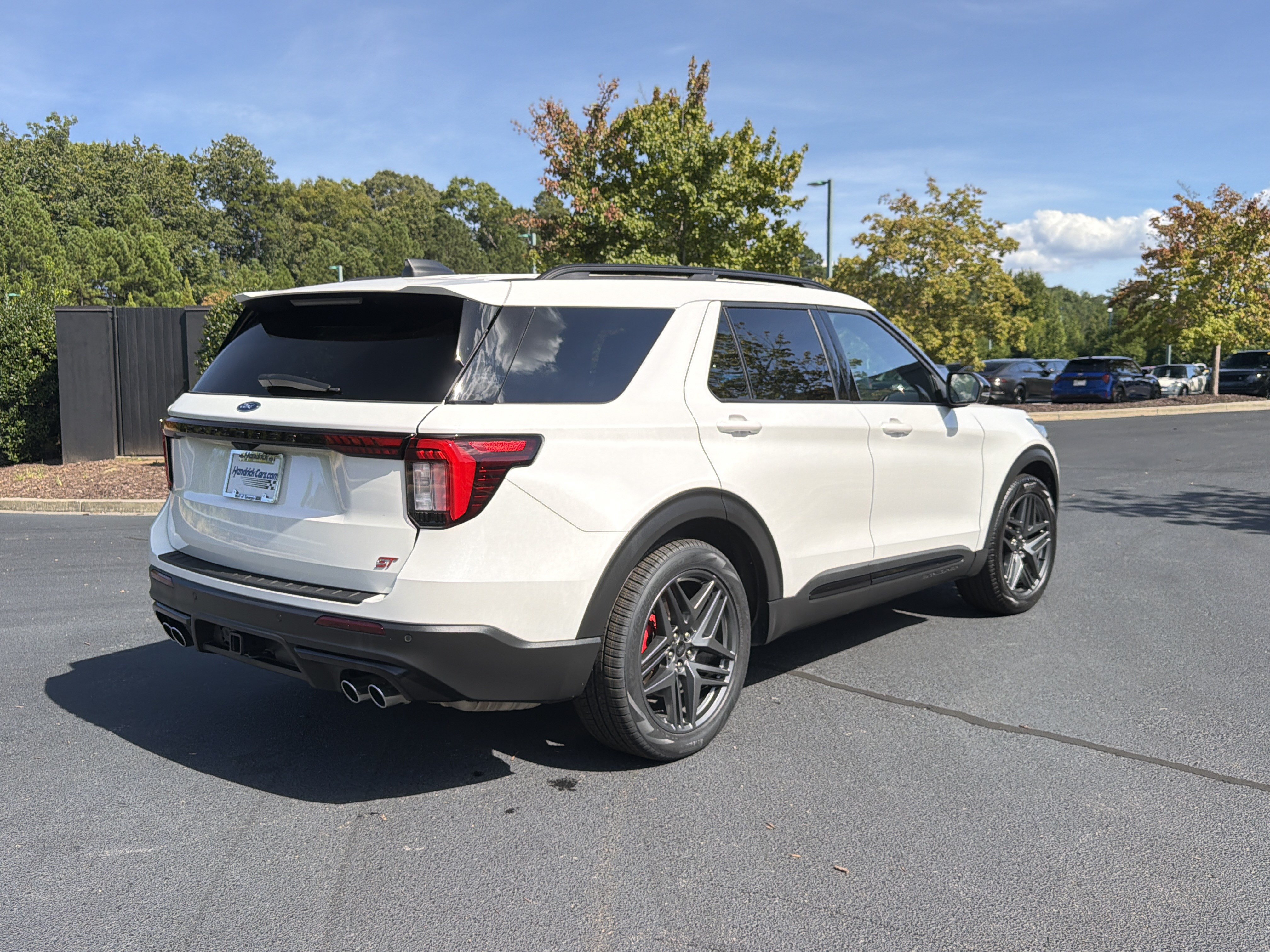 Used 2025 Ford Explorer ST w/ Sun And Sound Package AWD/4WD image 3