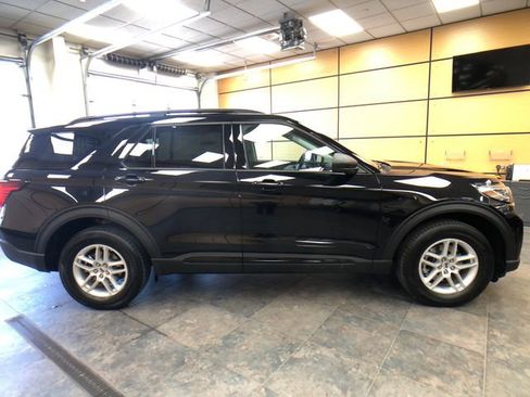New 2026 Ford Explorer Active AWD/4WD image 8