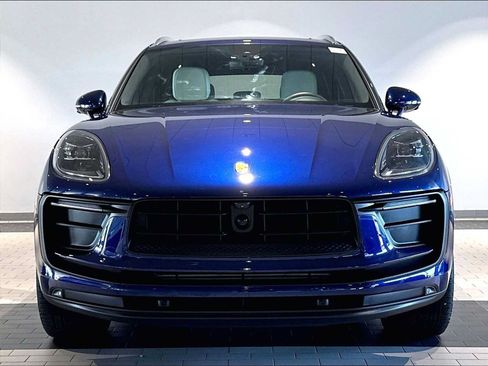 Used 2026 Porsche Macan AWD/4WD image 13