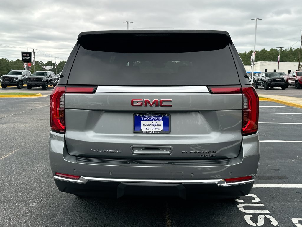 Used 2025 GMC Yukon XL Elevation RWD image 15