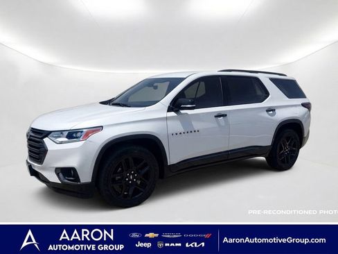 Used 2020 Chevrolet Traverse Premier w/ Redline Edition FWD image 1