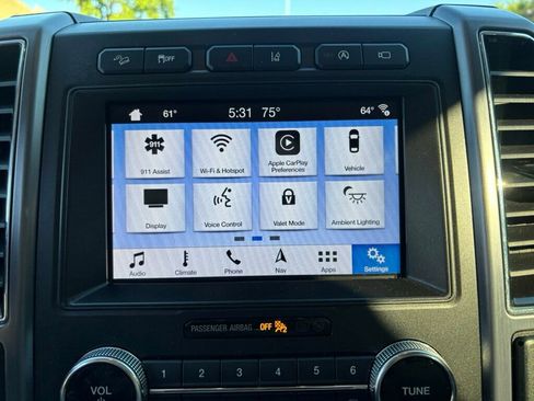 Used 2019 Ford Expedition Platinum AWD/4WD image 27