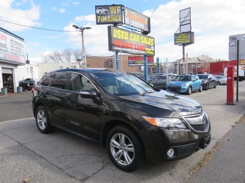 Used 2015 Acura RDX AWD w/ Technology Package image 2