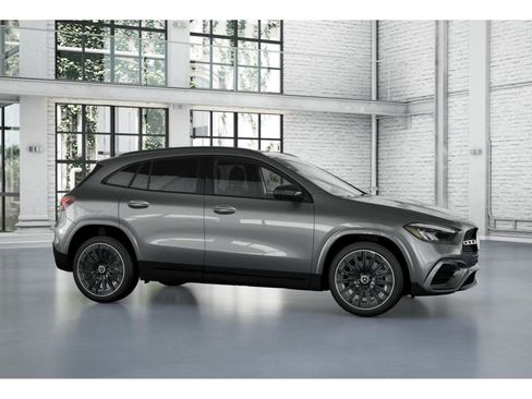 New 2026 Mercedes-Benz GLA 250 4MATIC image 14