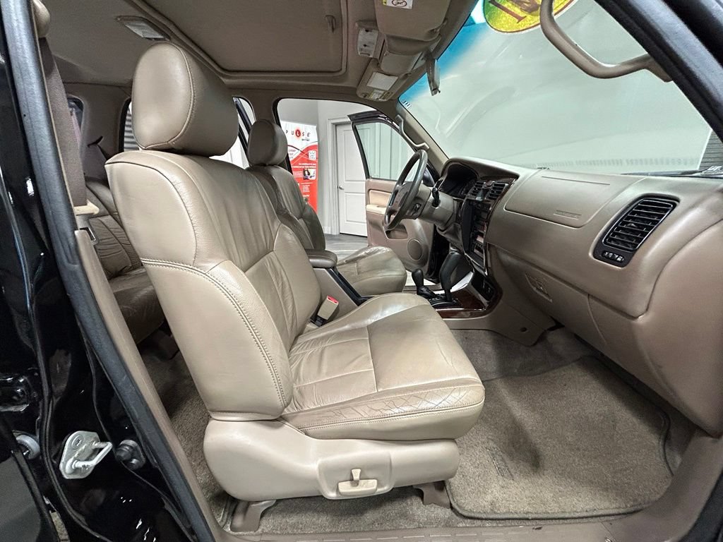 Used 2001 Toyota 4Runner Limited AWD/4WD image 38