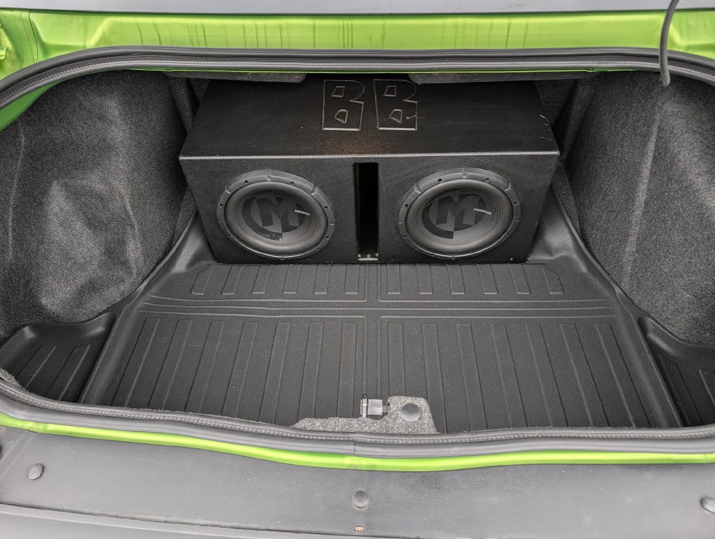 Used 2011 Dodge Challenger SRT8 w/ Green w/Envy Group RWD image 29