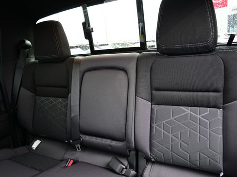 New 2026 Nissan Frontier SV image 25