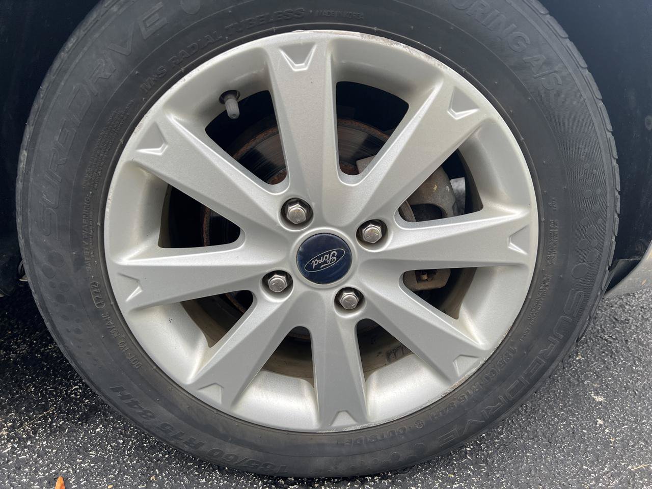 Used 2011 Ford Fiesta SE w/ 203A Rapid Spec Order Code FWD image 14