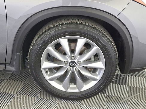 Certified 2021 INFINITI QX50 Luxe image 10