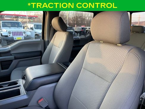 Used 2018 Ford F150 XLT w/ Equipment Group 302A Luxury image 19