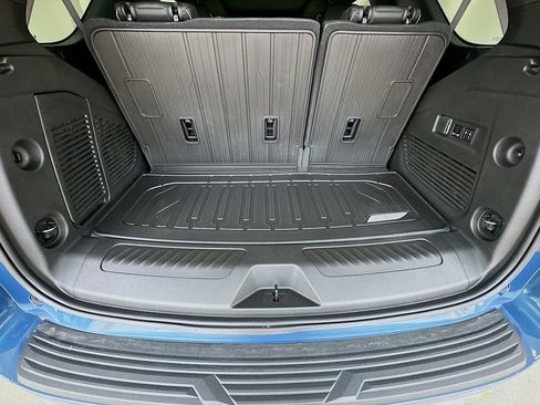 New 2026 GMC Yukon Elevation w/ Elevation Premium Package RWD image 29