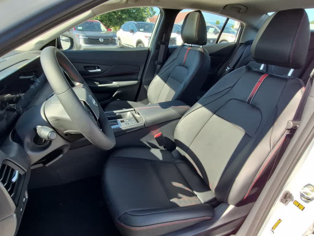 New 2027 Nissan Sentra SR w/ SR Premium Package FWD image 10