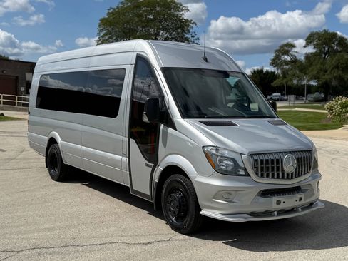 Used 2015 Mercedes-Benz Sprinter 3500 w/ Window Fleet Package image 2