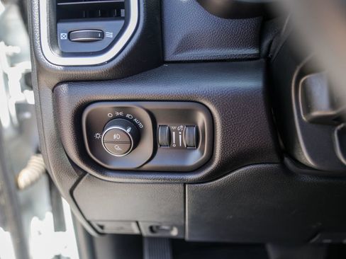 Used 2023 RAM 2500 Laramie AWD/4WD image 18