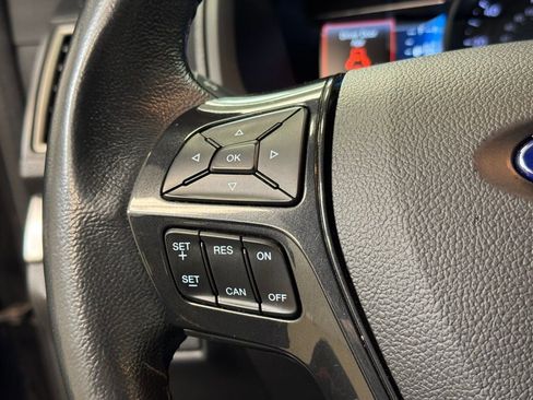 Used 2017 Ford Explorer XLT w/ Equipment Group 202A image 34