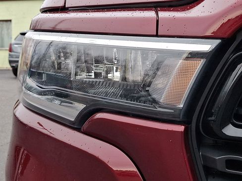 Used 2025 RAM 1500 Big Horn image 10