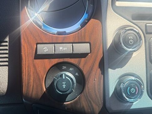 Used 2014 Ford F250 Lariat w/ Lariat Ultimate Package image 10