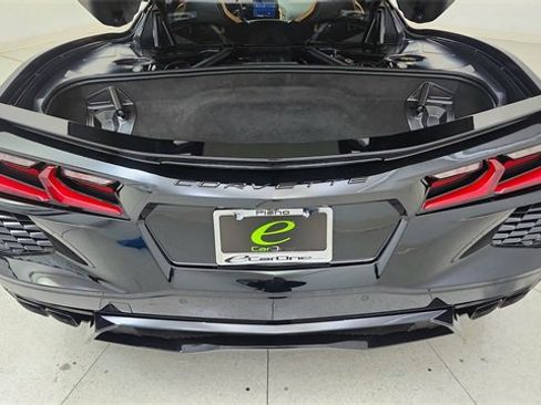 Used 2024 Chevrolet Corvette Stingray w/ Stealth Interior Trim Package image 14