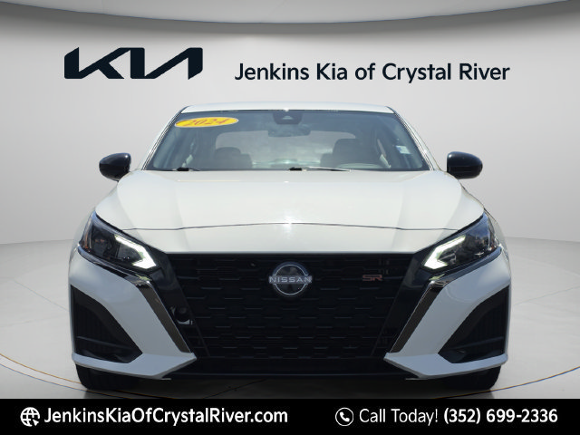 Used 2024 Nissan Altima 2.5 SR FWD image 17