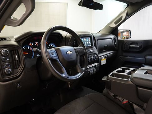 Used 2022 Chevrolet Silverado 1500 Custom AWD/4WD image 6