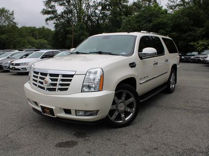 Used 2013 Cadillac Escalade ESV Luxury