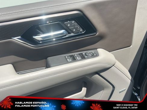 New 2026 GMC Yukon XL Elevation w/ LPO, Elevation Black Package AWD/4WD image 11