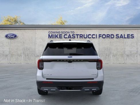 New 2026 Ford Explorer Active w/ Active Comfort Package AWD/4WD image 5