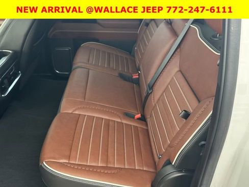 Used 2025 GMC Sierra 1500 Denali Ultimate image 16