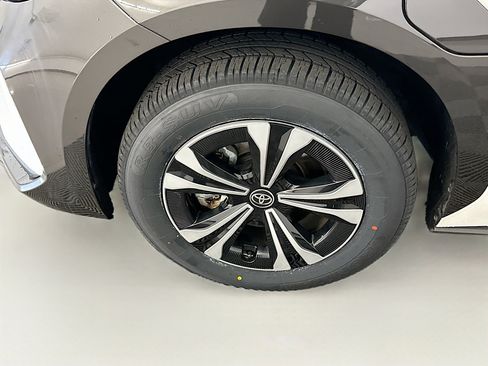 Used 2024 Toyota bZ4X XLE w/ Weather Package image 11