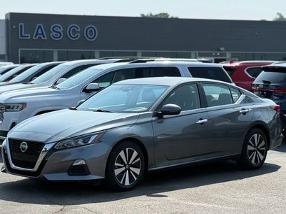 Used 2022 Nissan Altima 2.5 SV